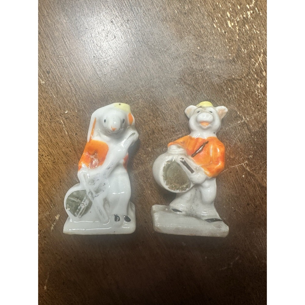 Porcelain Figurines Pig And‎ A Rabbit Playing Instruments